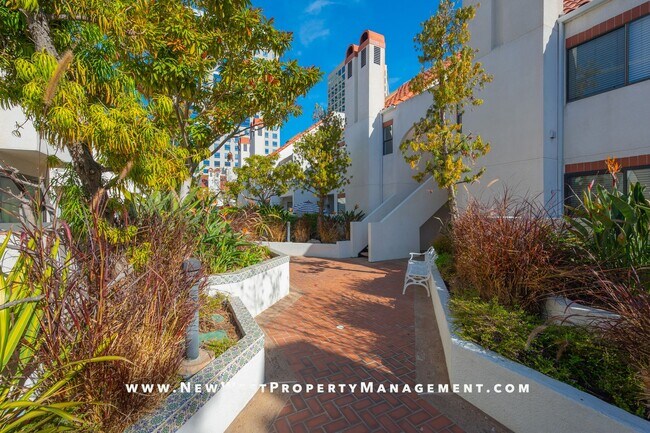 Building Photo - Spacious Marina District 1 Bedroom at Park Row!