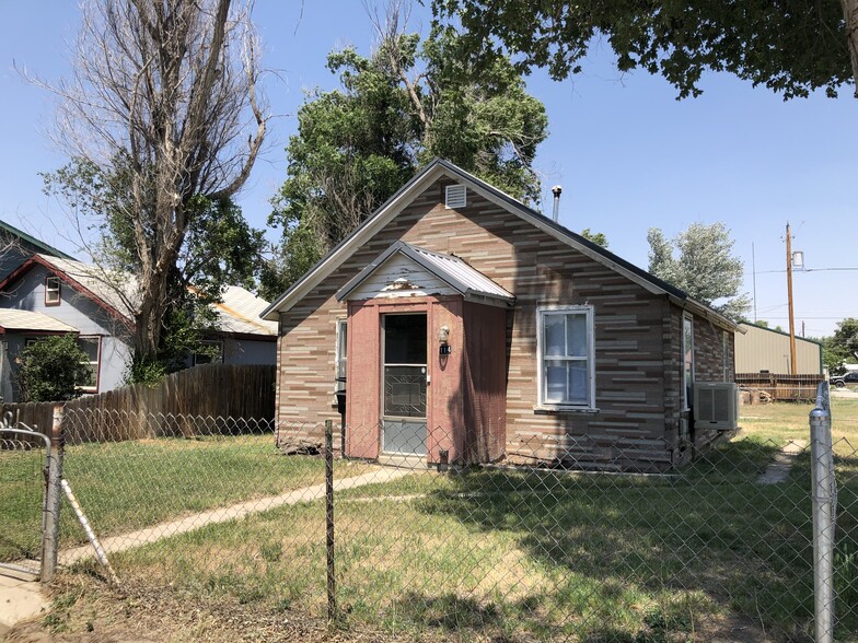 Primary Photo - 114 Riverview Ave