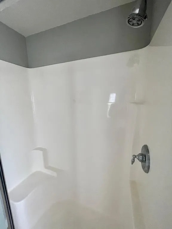 Building Photo - Room in Townhome on Autumn Mist Dr