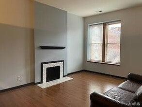Building Photo - 2307 Hickory St