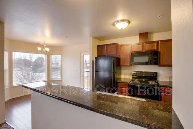 Building Photo - 11057 W Brassy Cove Loop