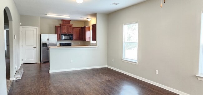 Building Photo - 20 Louisiana St