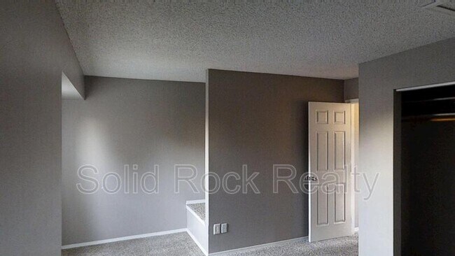 Building Photo - 2309 Lexington Village Ln