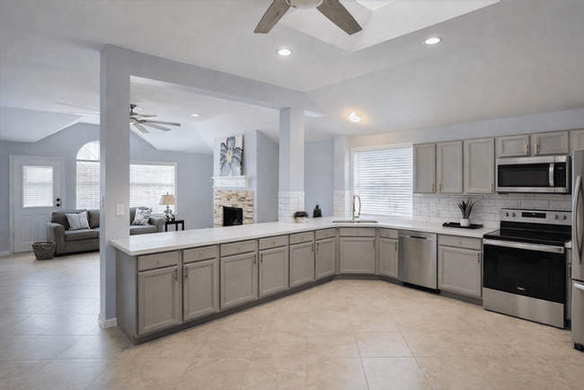 Building Photo - 1803 W Welsford Dr