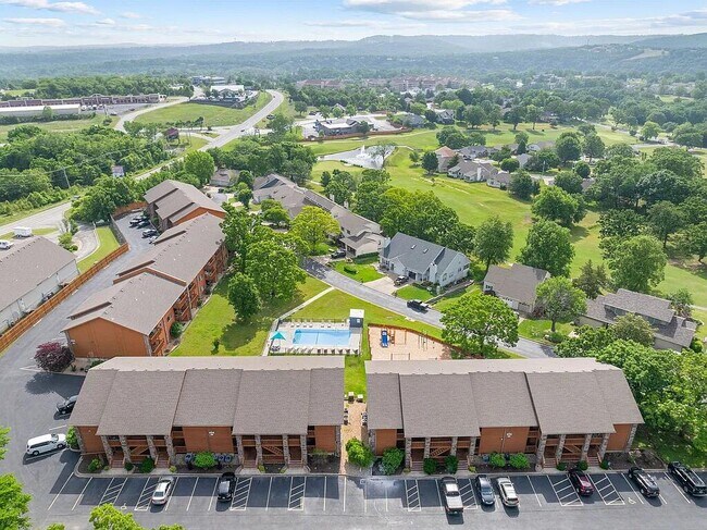 Building Photo - 193 Avondale Dr