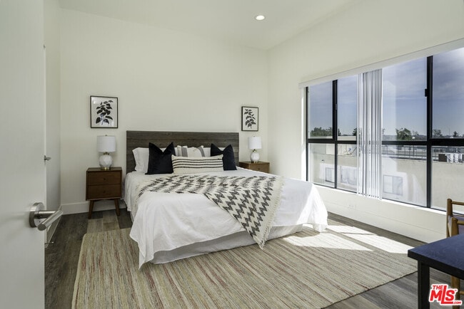 Building Photo - 2465 Purdue Ave