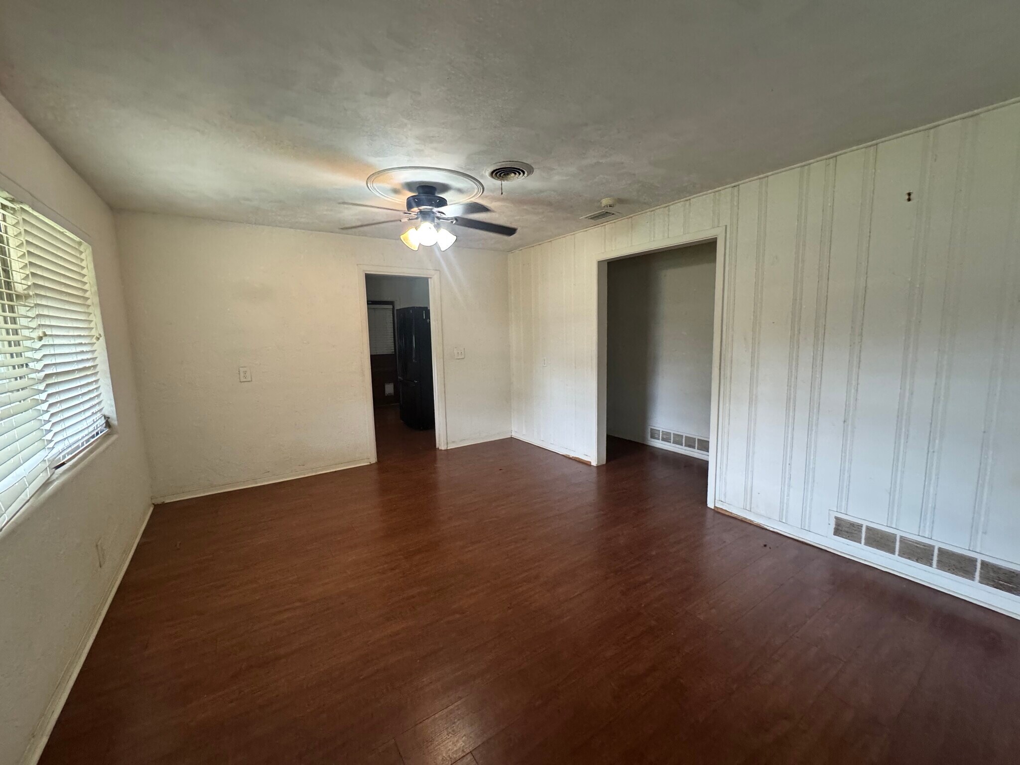 Building Photo - 357 Dubs Dr