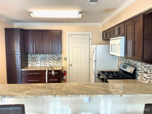 Building Photo - 87 Winchester Way