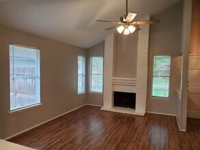Building Photo - 3130 Forestbrook Dr