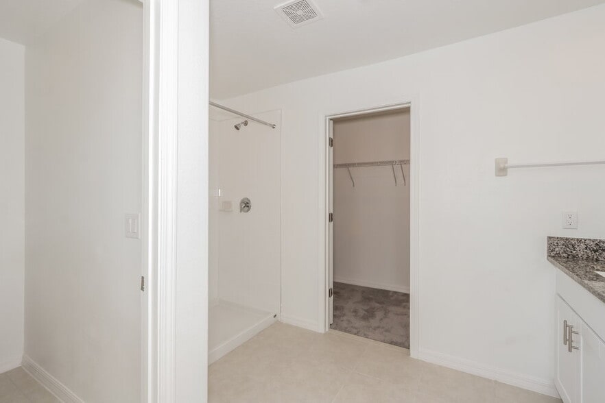 Building Photo - 17903 Blissful Stars Dr