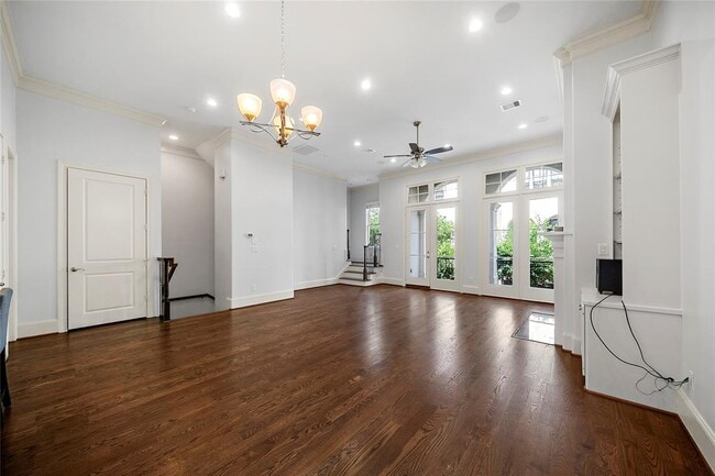 Building Photo - 3921 Gramercy St