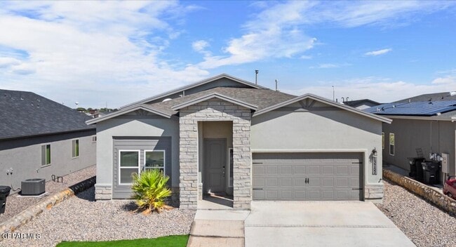 Building Photo - 13757 Villa Vista Ave