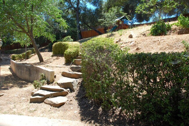 Building Photo - 10375 Spunn Rd