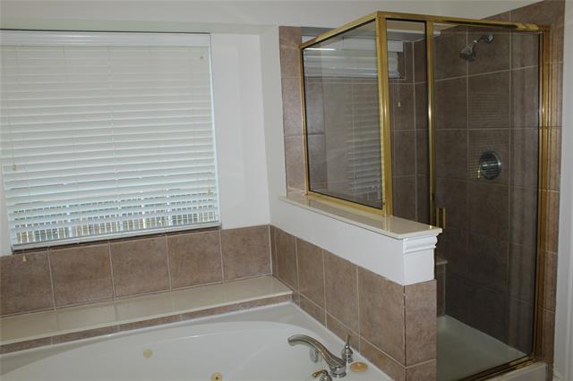 Building Photo - 4755 Logan Ct