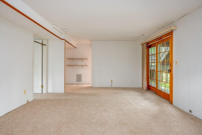 Building Photo - 12 Gerken Dr