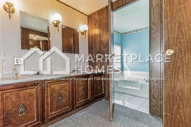 Building Photo - 4750 N County Rd 500 E