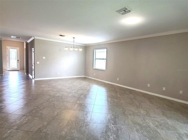 Building Photo - 19353 Nearpoint Dr