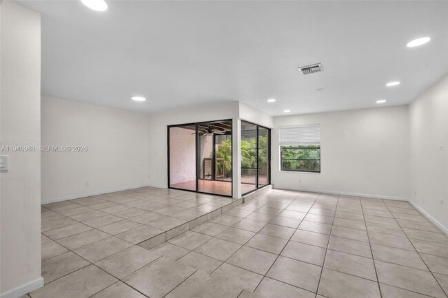 Building Photo - 11125 SW 134th Ct