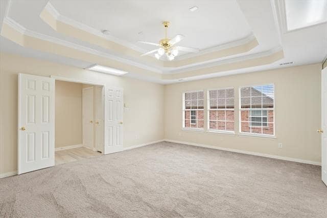 Building Photo - 1404 Parkwood Dr