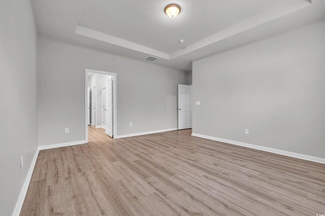 Building Photo - 346 High Fls Dr
