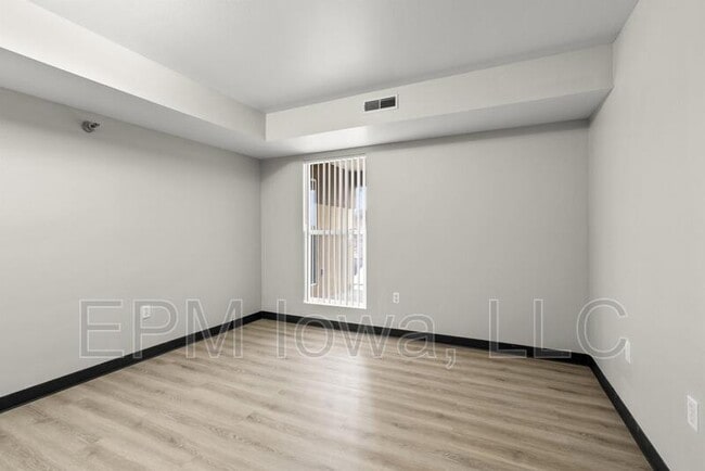 Building Photo - 1815 W 18th St