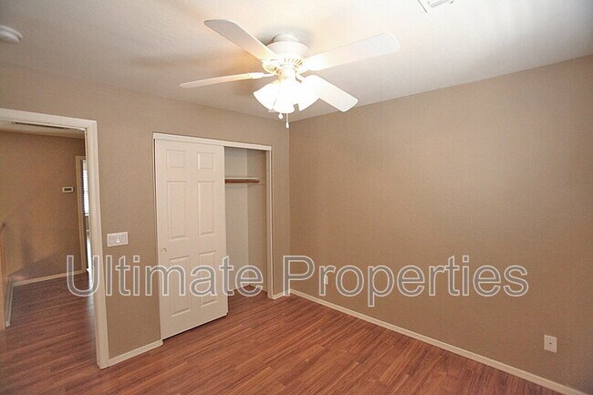 Building Photo - 16386 W Cottonwood St