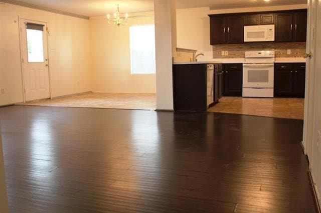 Building Photo - 2609 Peach Dr