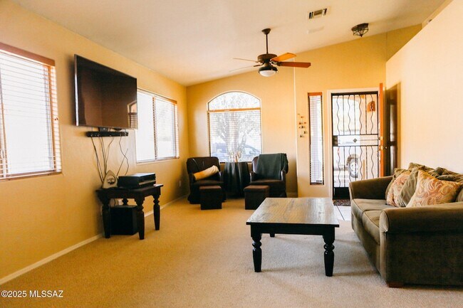 Building Photo - 1651 N Pima Ct