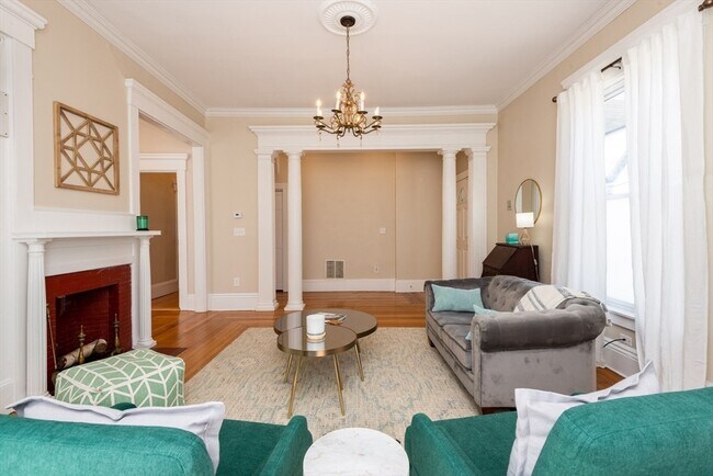 Building Photo - 23 Atlantic St