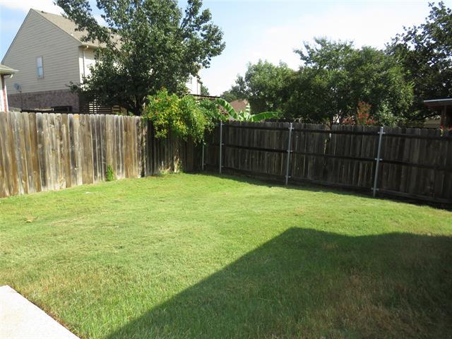 Building Photo - 2821 Hilcroft Ave