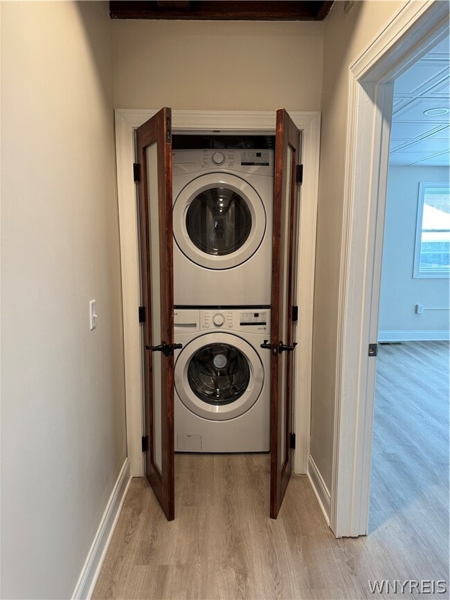 Building Photo - 107 Humboldt Pkwy