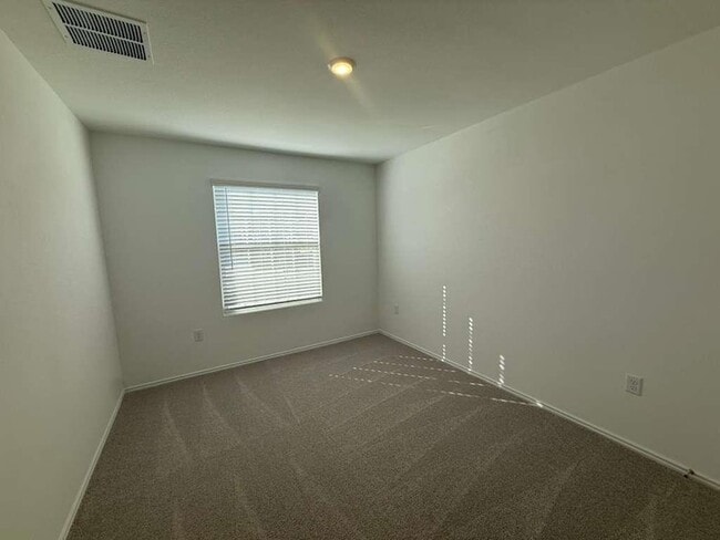 Building Photo - 205 Herald Dr