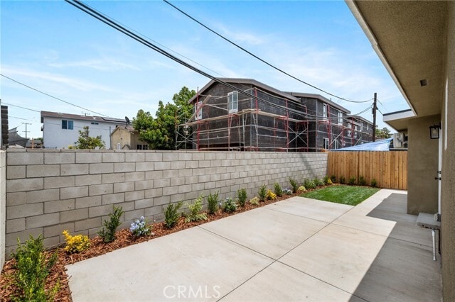 Building Photo - 10972 McKinley Ave