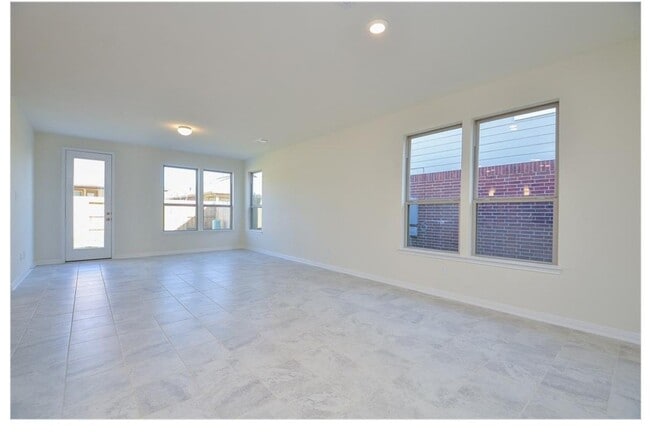 Building Photo - 20910 Westgreen Spgs Dr
