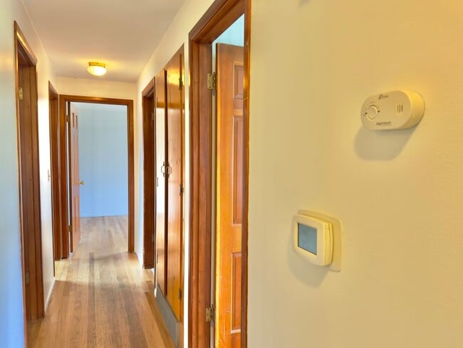 Building Photo - 2,510 Sq Ft | 5 Bedroom · 3 Bathroom – W/D, Terrace, Garage & Extra Space