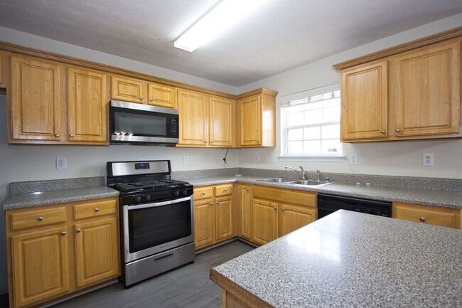 Building Photo - Available Now! – Beautiful 4-Bedroom Home in Loganville, GA!