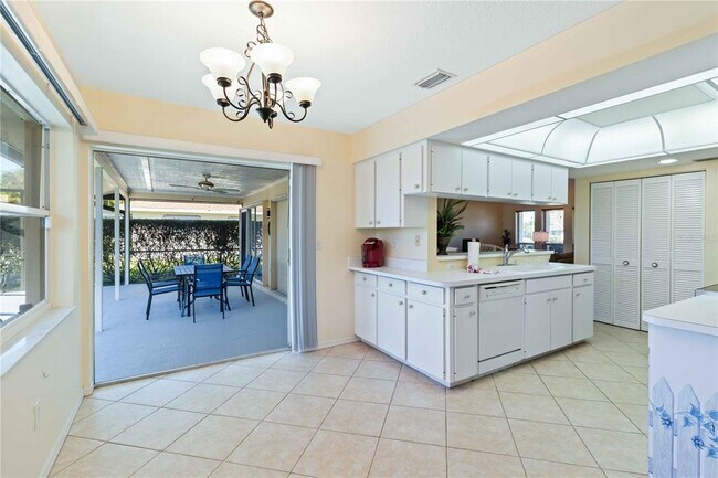 Building Photo - 5 Sportsman Ct