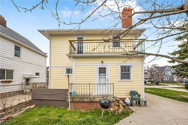 Building Photo - 17525 Crestland Rd