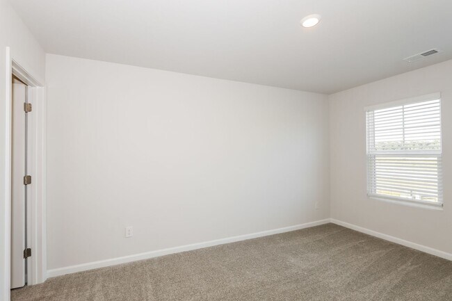 Building Photo - 313 Parkington Ln