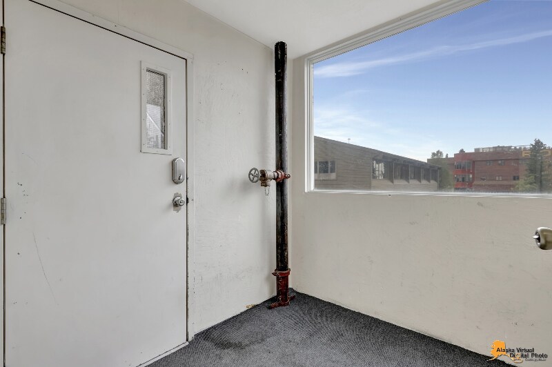 Building Photo - 800 M St