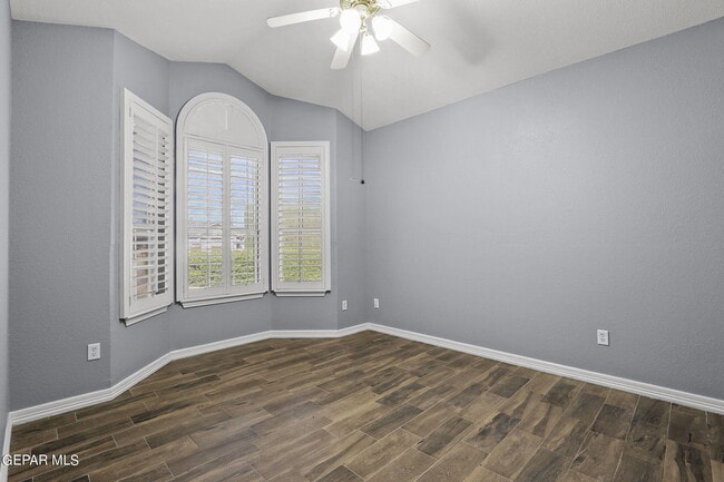 Building Photo - 12448 Tierra Madre Rd