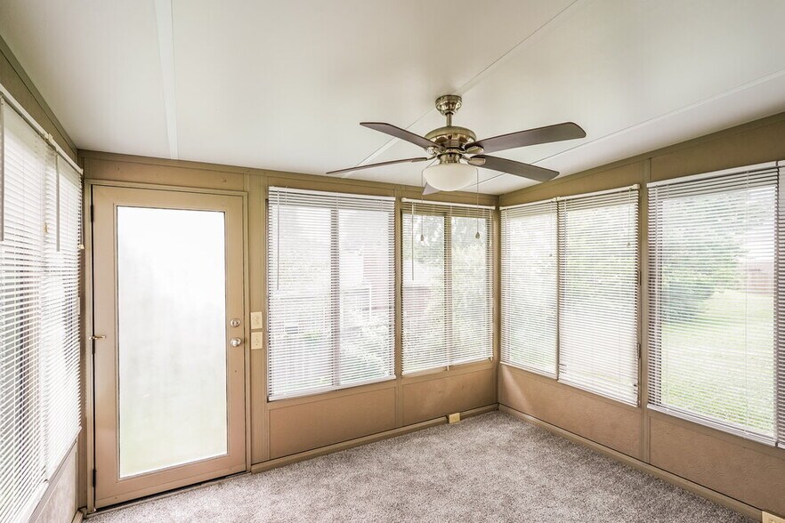 Building Photo - 5012 Millpond Ct