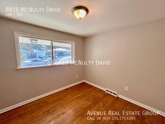 Building Photo - 8819 McNulty Dr