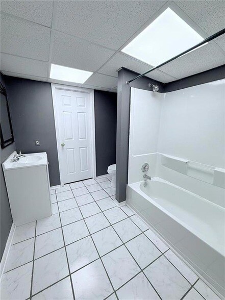 Building Photo - 154 Camden Woods Dr
