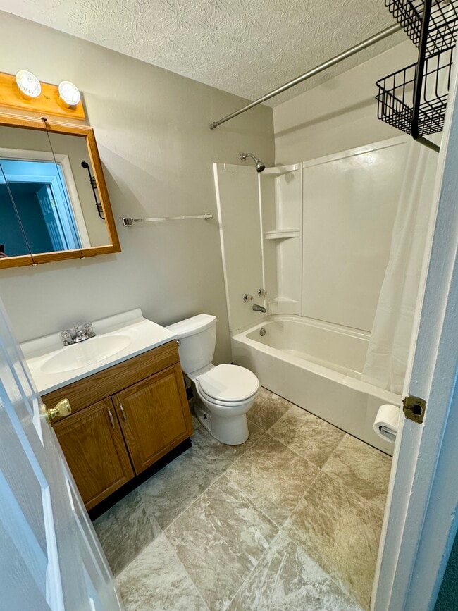 Building Photo - 7417 Rob St NW