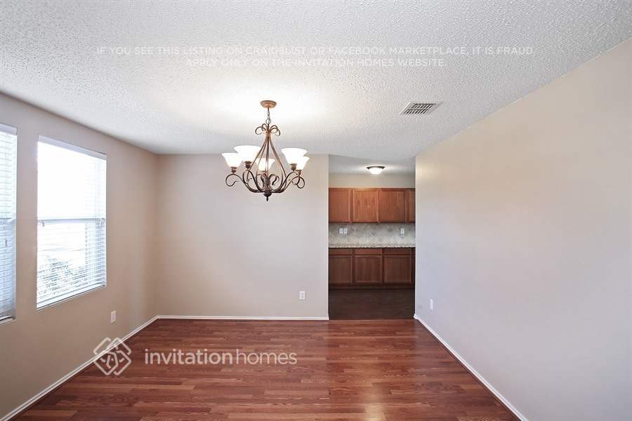 Building Photo - 332 Snapdragon Ct