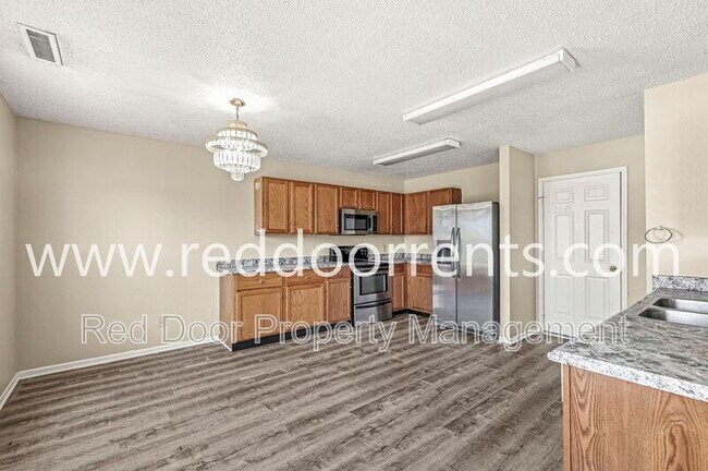 Building Photo - 7941 States Bend Dr