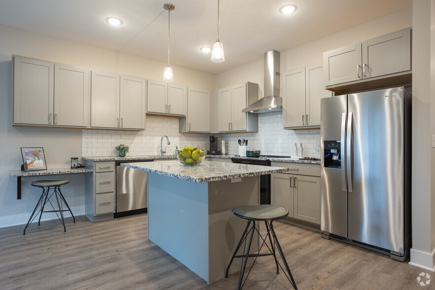 2BR, 2.5BA - 1,238SF - Kitchen - Eden Forest Townhomes