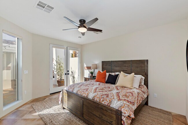 Building Photo - 79315 Mandarina