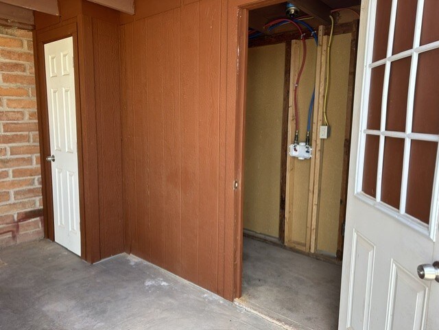 Building Photo - 200 W Mustang Rd